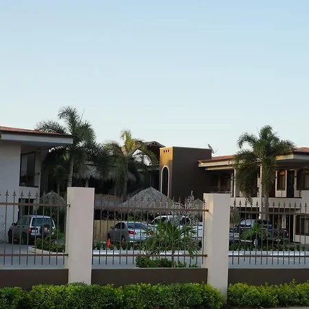 Hotel Colono Beach