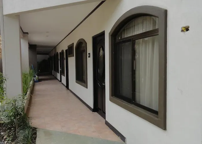 Colono Beach Hotel 3*