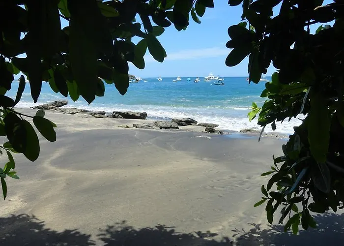 Colono Beach