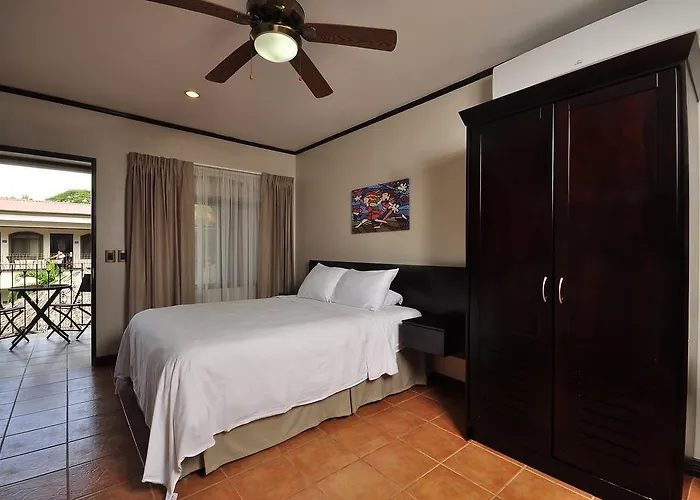 Colono Beach Hotel Coco