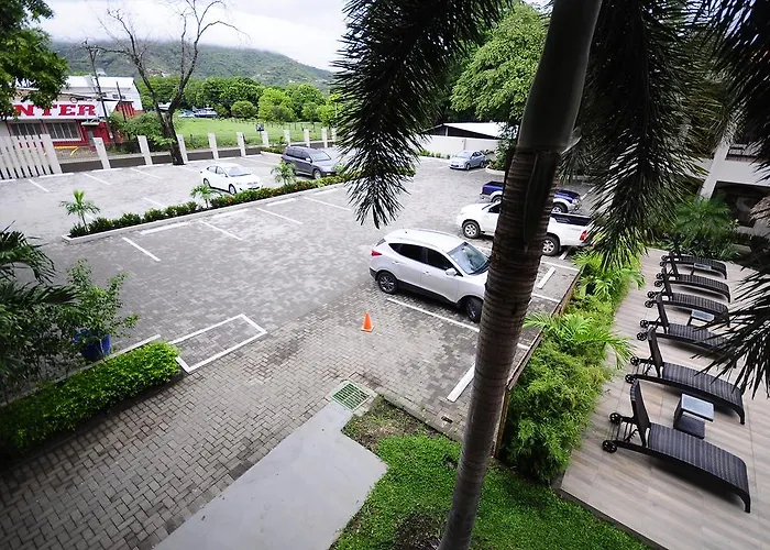 Colono Beach Hotel Coco