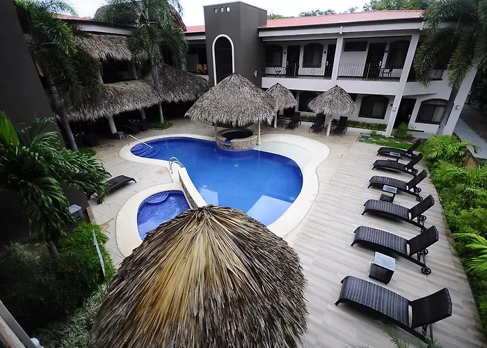 Colono Beach Hotel